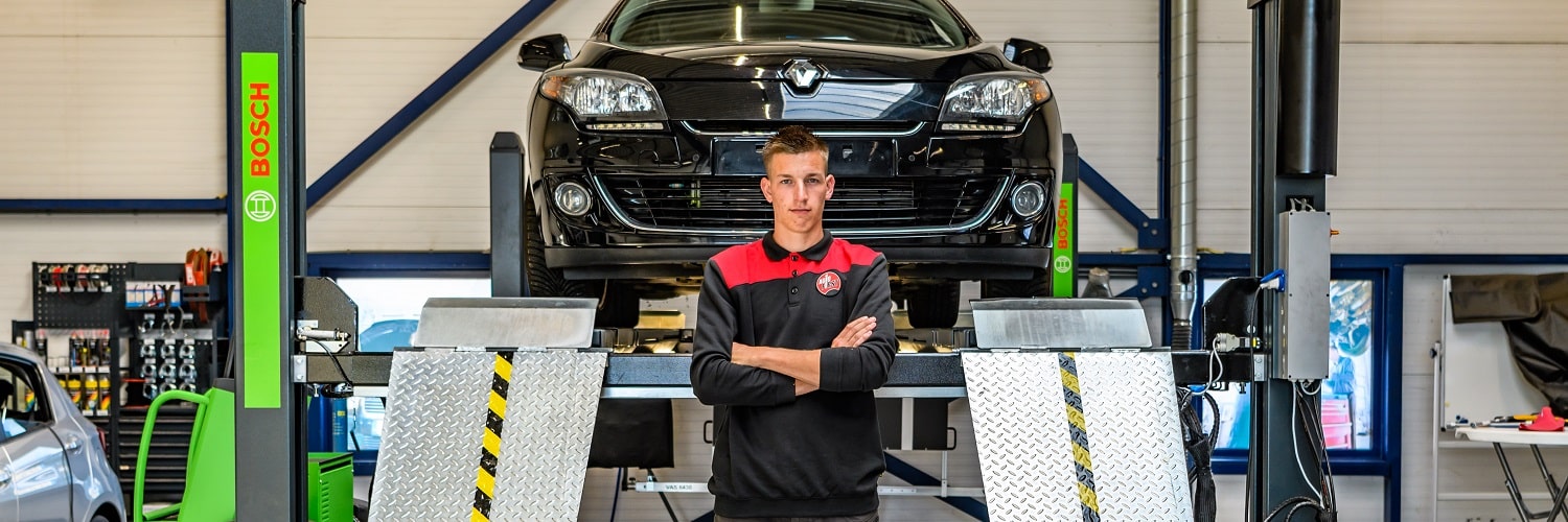 Over Willem Bakker